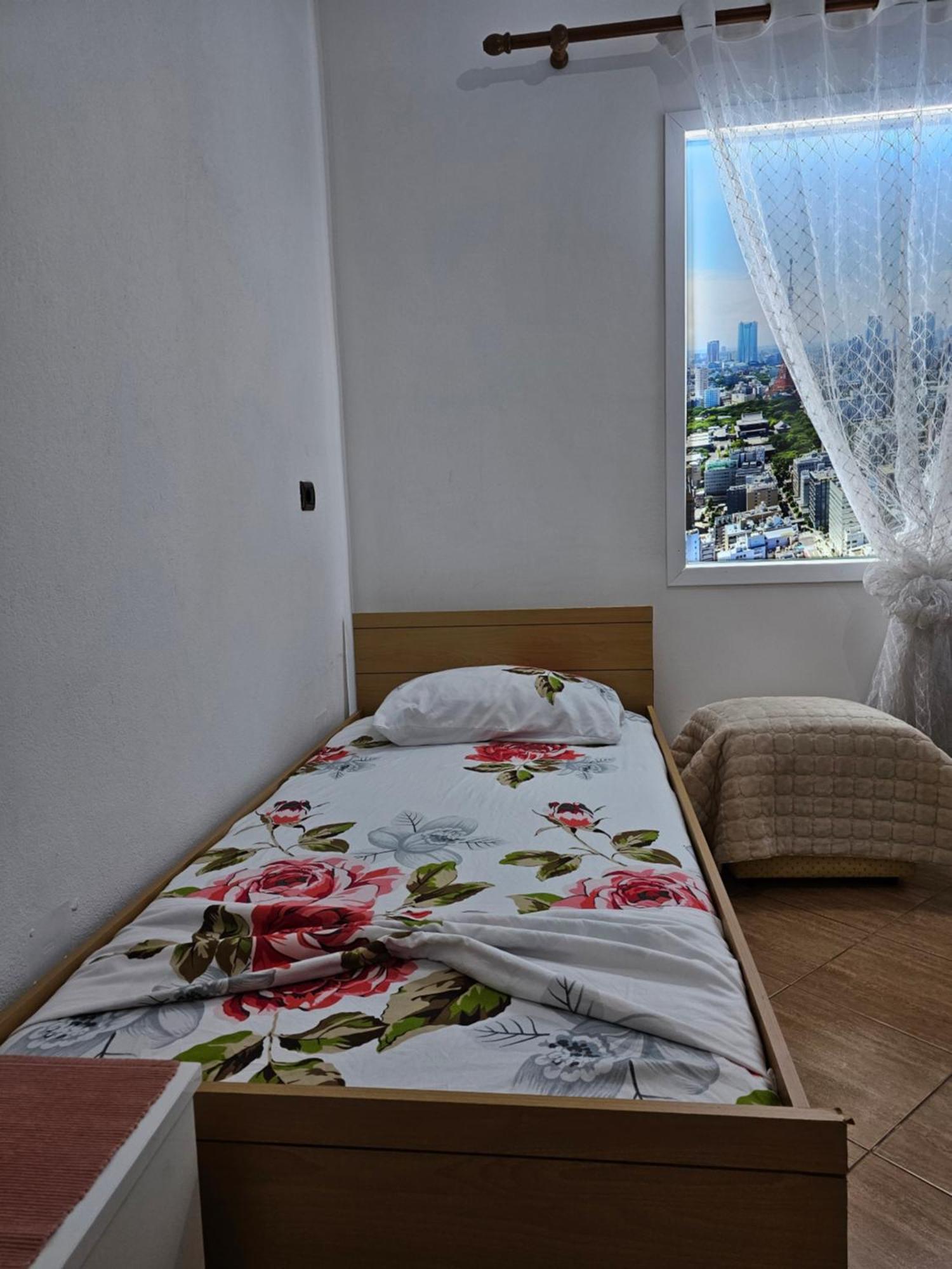 Geljus Apartment Tirana Exteriör bild