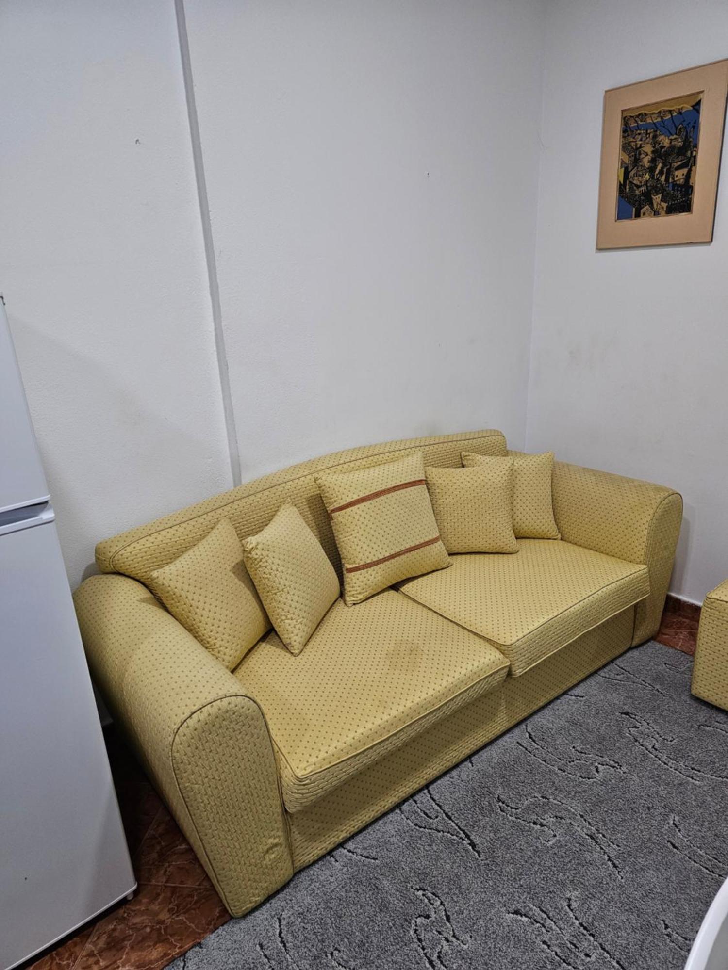 Geljus Apartment Tirana Exteriör bild